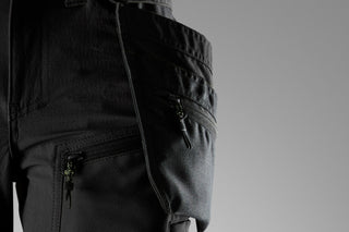 SnickersShorts_Detachable Holster Pockets With Zipped Compartment And Cordura®-Reinforcement