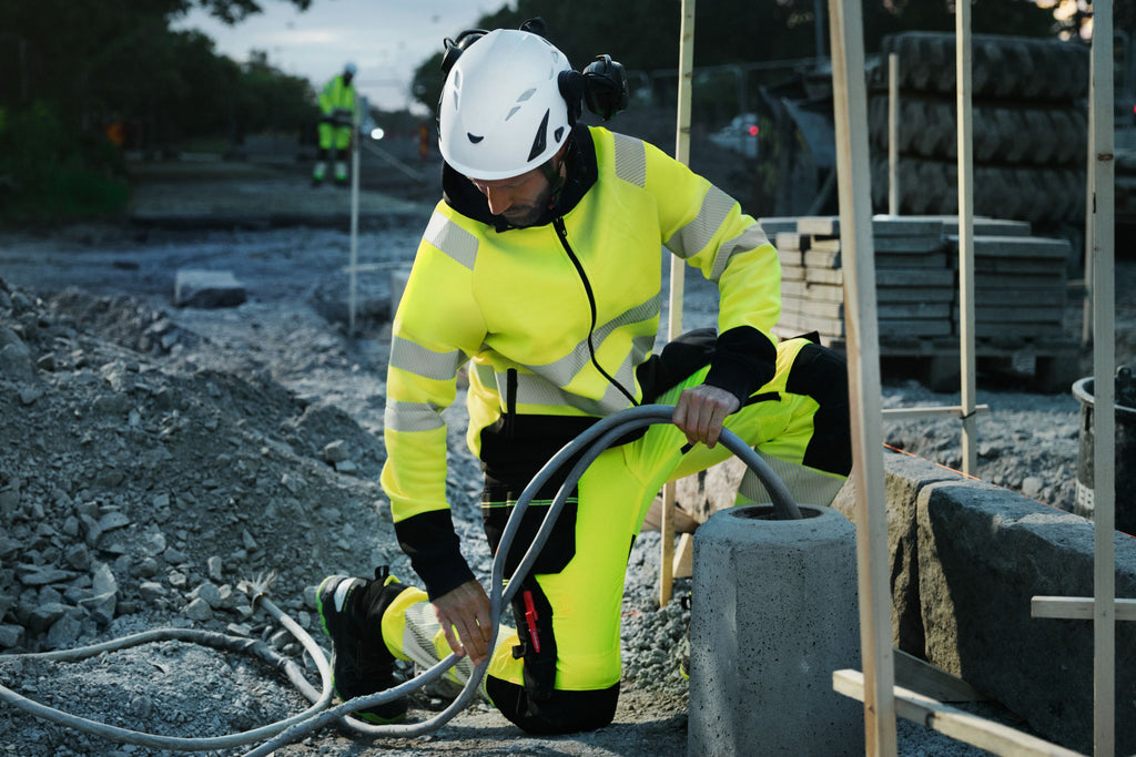 Snickers 6943 Hi-Vis Class 2, Stretch Work Trousers Holster Pockets - Hi-Vis Yellow/Black