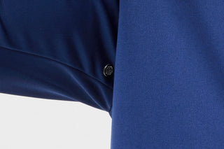 SnickersSweaters_Eyelets Under Sleeves