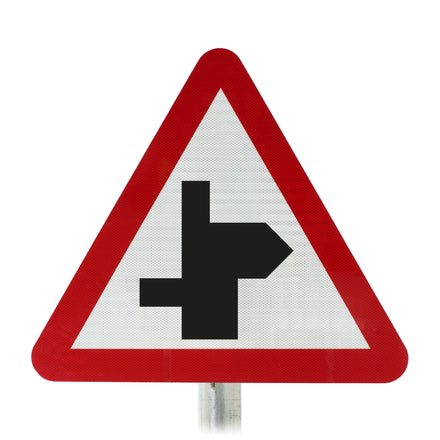 Staggered Junction Ahead Post Mount Sign - Dia 507.1 R2/RA2  (Face Only) (Priority Right / 450mm)