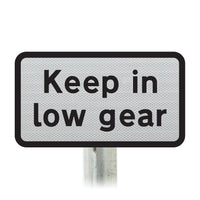 'Keep in low gear' Supplementary Plate - Post Mount Diagram 526 R2/RA2