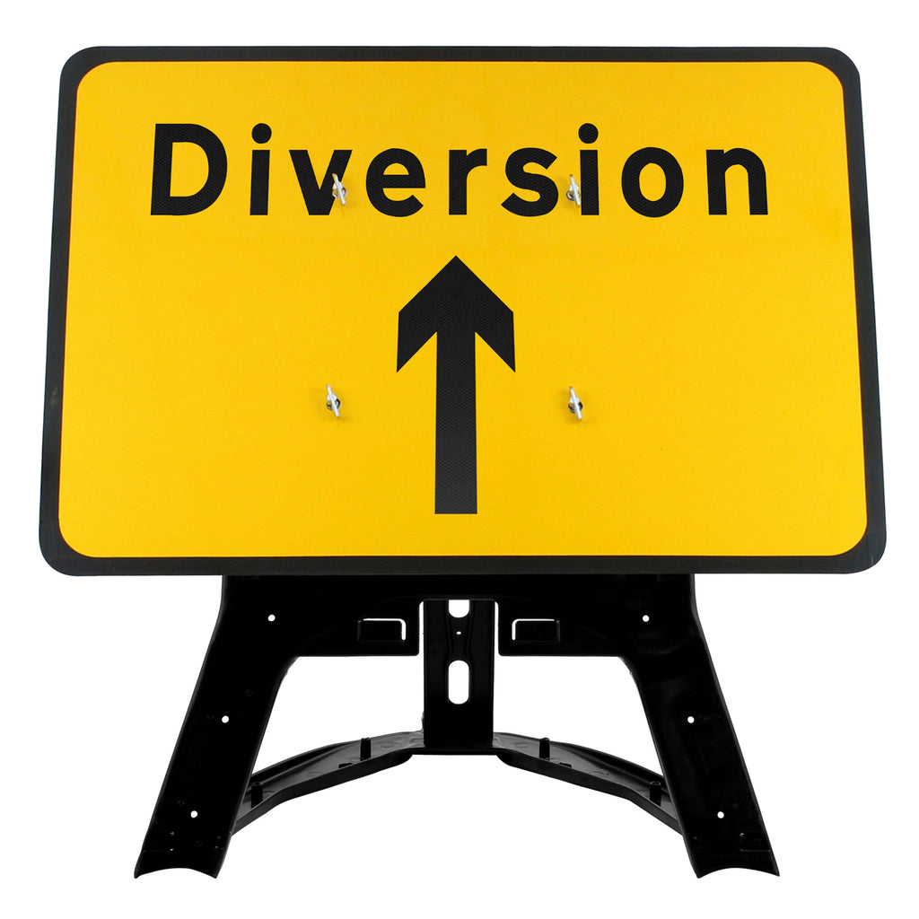 Diversion Straight Ahead Arrow Up Sign QuickFit EnduraSign Dia 2702| 1050x750mm