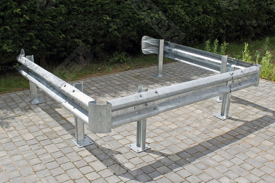 Armco barrier enclosure kit