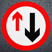 Give Way To Oncoming Traffic Preformed Thermoplastic Road Marking