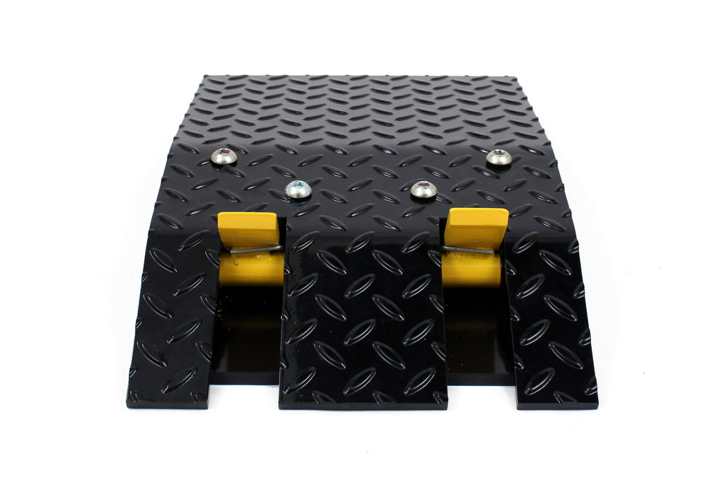 HGV One Way Flow Ramp - Surface Mount Black & Yellow