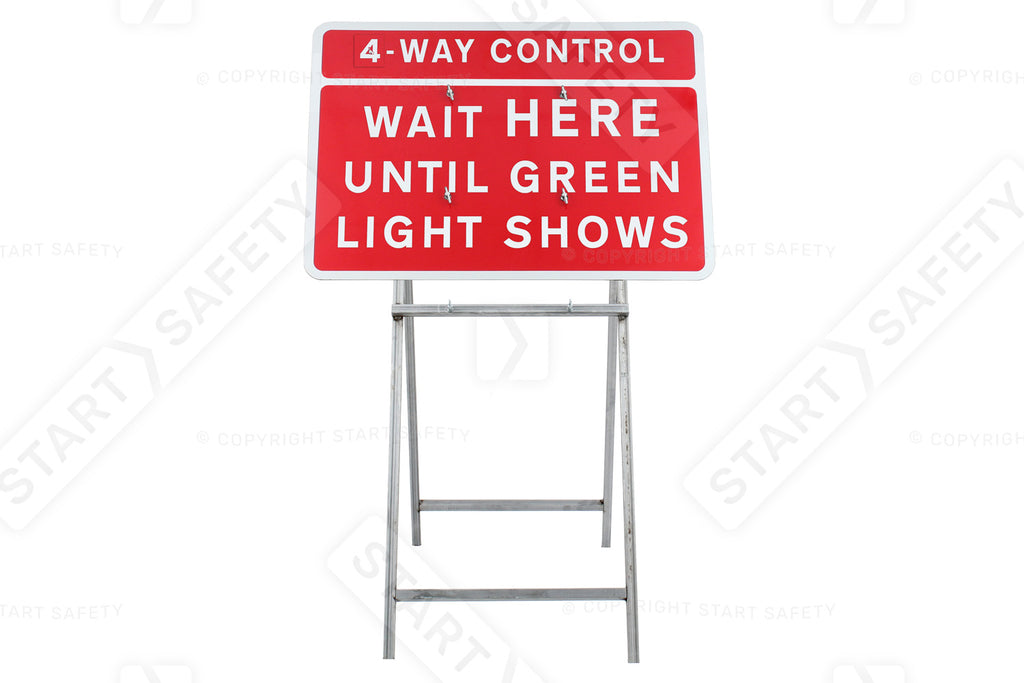 3/4 Way Control Wait Here Until Green Light Shows Sign Diagram 7011.1 | Quick Fit (face only) | 1050x750mm