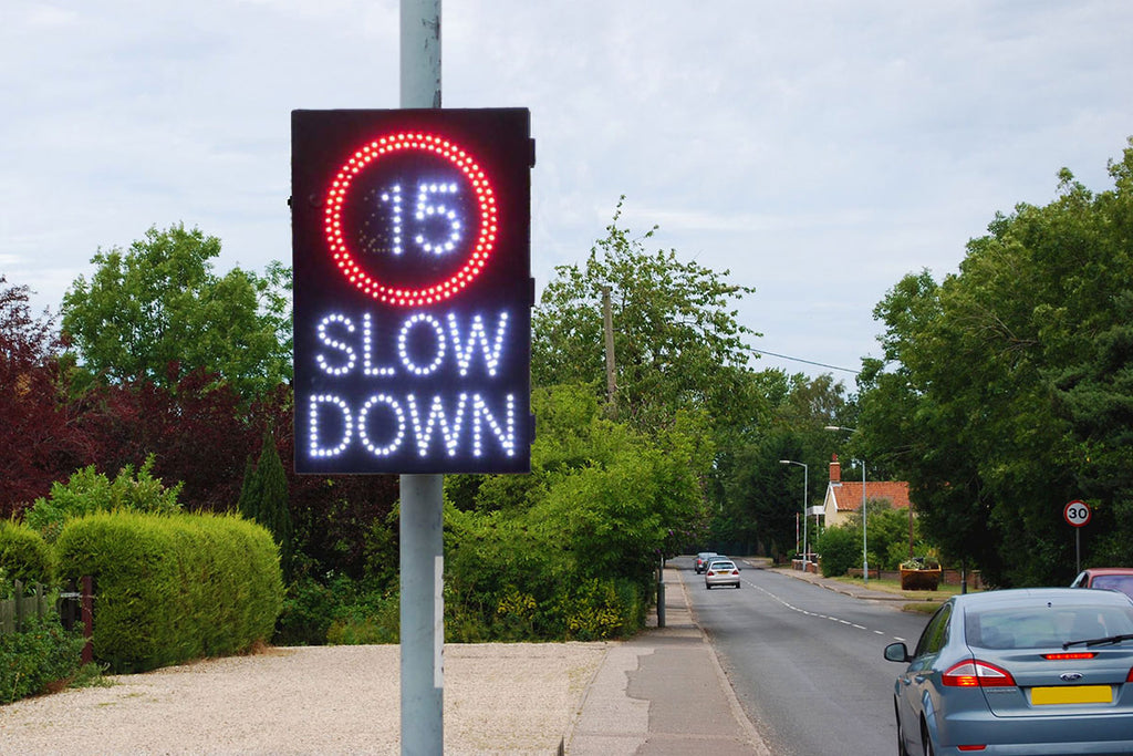 SpeedFinder Vehicle Activated Radar Sign | Speed Roundel + Slow Down