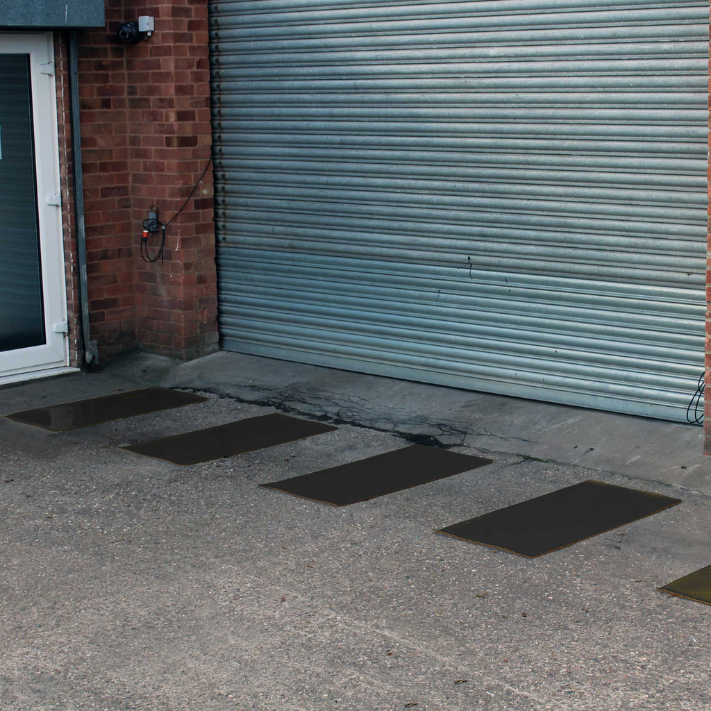 Thermoplastic Zebra Crossing Panels (1m x 500mm) (Jet Black - RAL 9005)