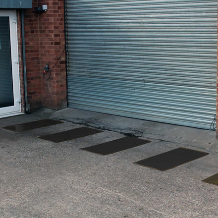 Thermoplastic Zebra Crossing Panels (1m x 500mm) (Jet Black - RAL 9005)