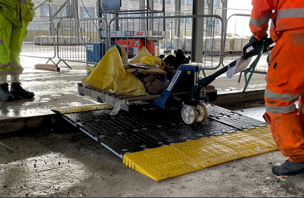 Oxford Plastics SupaSite Ramp For Construction Site Access