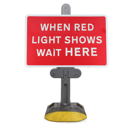When Red Light Shows Wait Here Sign Diagram 7011 | Quick Fit (face only) | 1050x750mm