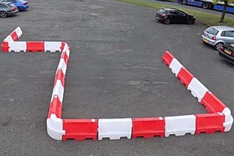 Evo Barrier With Fence Top