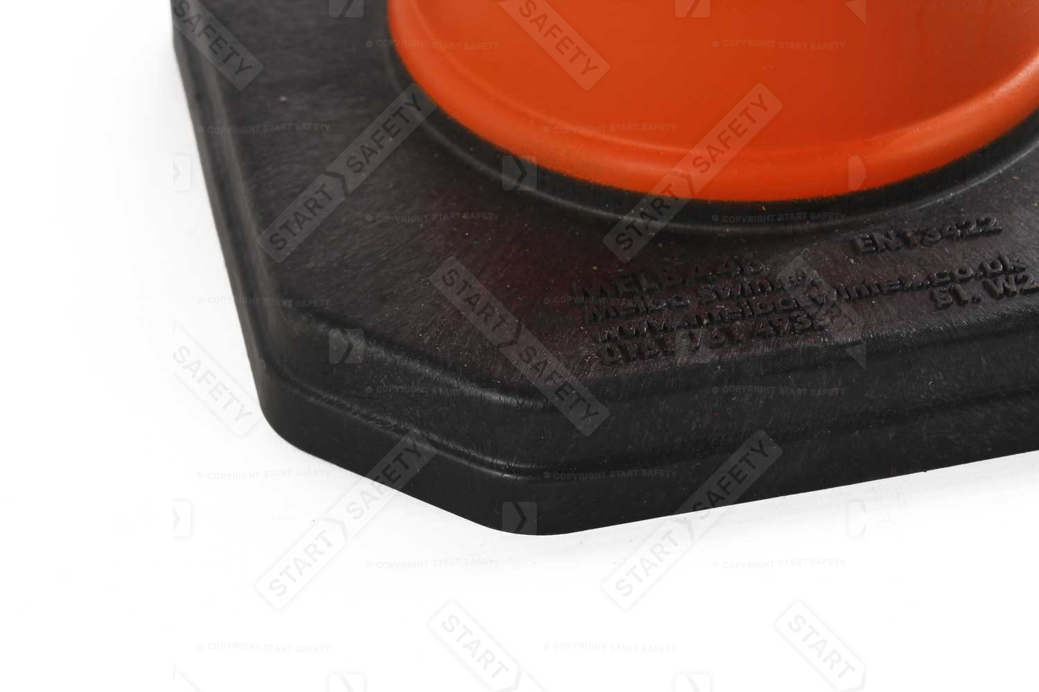 High Quality Moulding On Melba 46 One Piece Traffic Cone