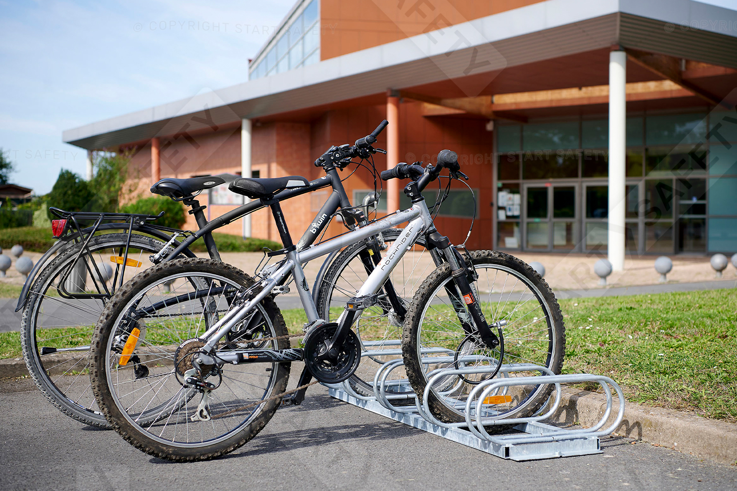 Economy Bike Rack With Bikes Parked Overview