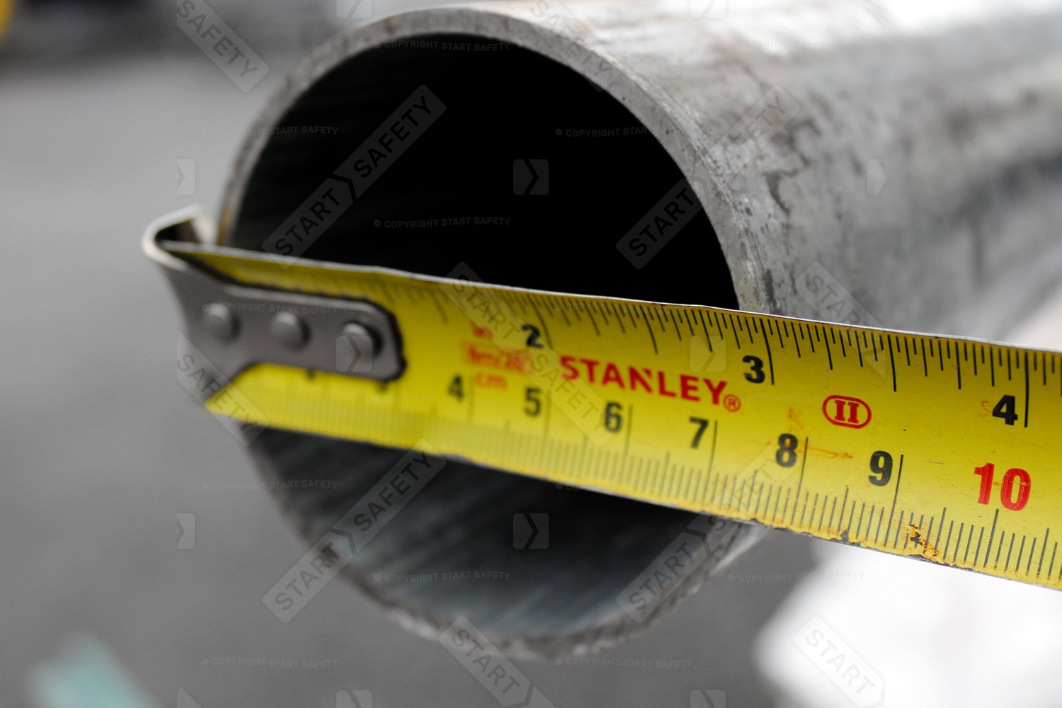 Measuring the diamter of a post