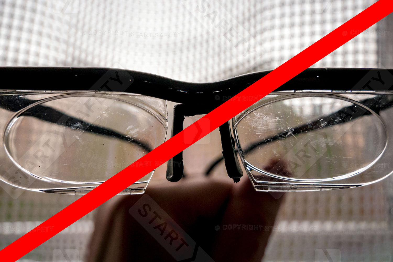 Anti Scratch Lenses