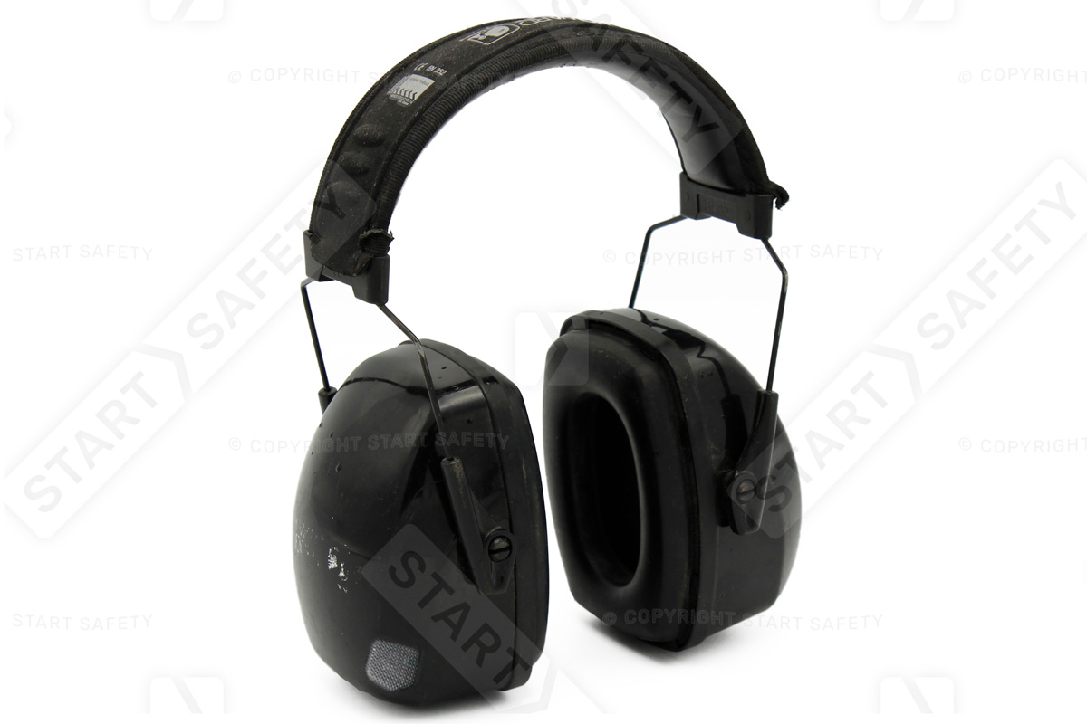 Active Ear Defenders With Microphones And Speakers