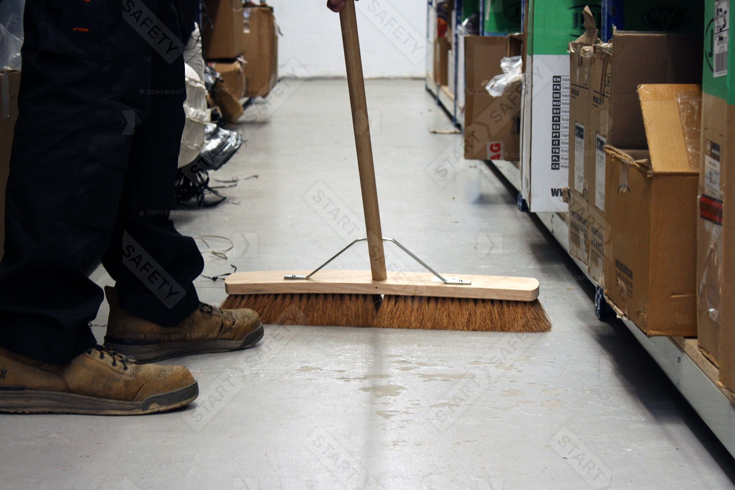 Large Sweeping Broom