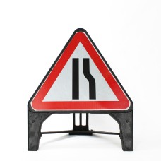 Road Narrows Right Sign - Q-Sign