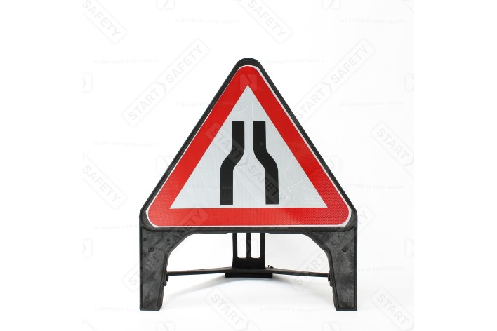 Road Narrows Both Symbol - Q-Sign 516 - Clearance