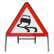 Slippery Road Surface Sign - Zintec Metal Sign Dia 557 Face | 750mm