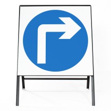 Turn Right Ahead Sign Dia. 609 Zintec  RA1 (Face Only) | 750x750mm