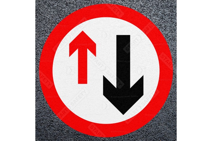 Give Way To Oncoming Traffic Road Marking - Thermoplastic Roundel Dia. 615