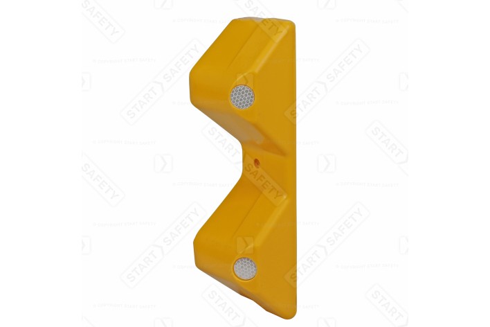 Rigid Yellow Plastic Armco Barrier Safety End Cap Inc. Reflectors