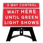 3-Way Control Wait Here Until Green Light Shows Sign QuickFit EnduraSign Dia. 7011.1 | 1050x750mm