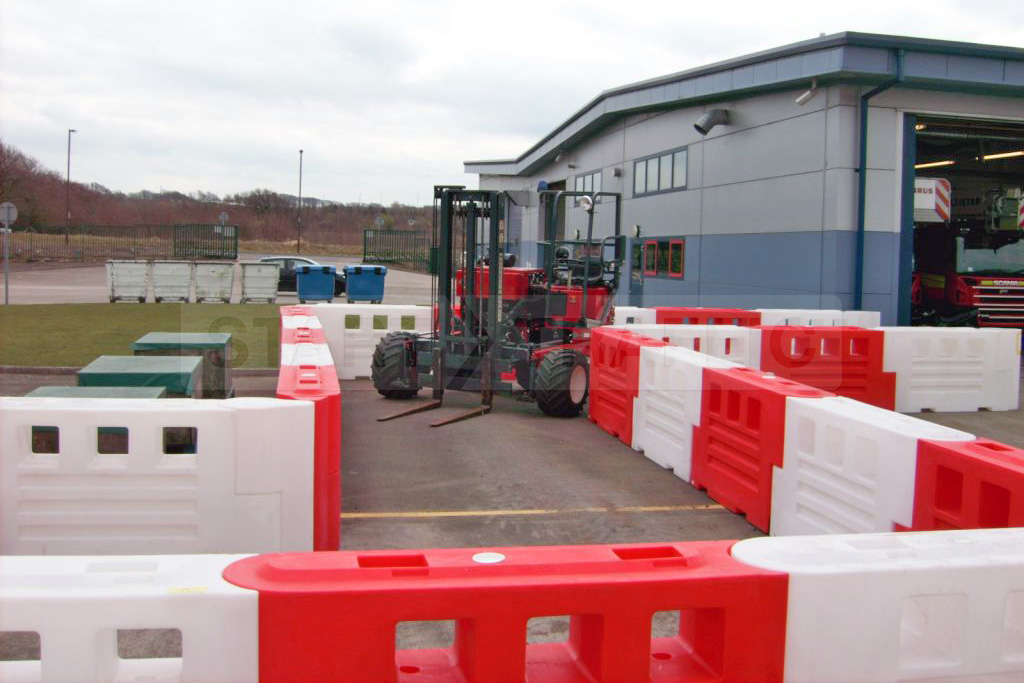 Rb2000 Barriers in use with Forklift